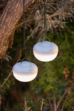 New NEW GARDEN Ampoule portable et rechargeable Cherry coloris blanc