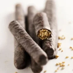 Sale HEROES&MONSTERS Fingers au chocolat noir et sésame bio - 30 g