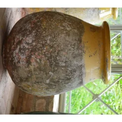 Hot POTERIE DE LA MADELEINE Jarre Biot Goutte patiné avec col émaillé jaune H 70 x Ø 54 cm