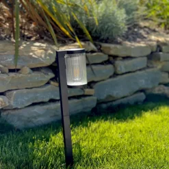 LUMIJARDIN Lot de 2 balises solaires Batimex coloris noir en plastique - 7,8 x 11 x 57,9 cm