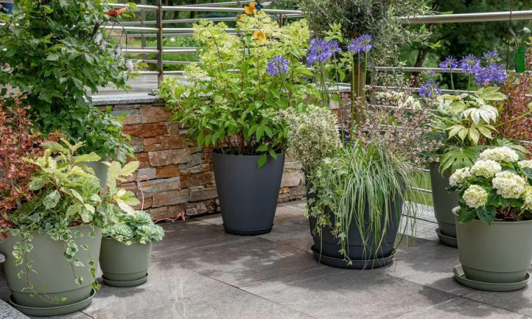 Outlet EDA Pot en matière recyclée coloris anthracite Poetic Joy 40 - Ø 38,6 x H 31,2 cm