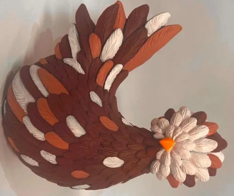 Outlet CADES DESIGN Poule multicolore en résine Isabelle