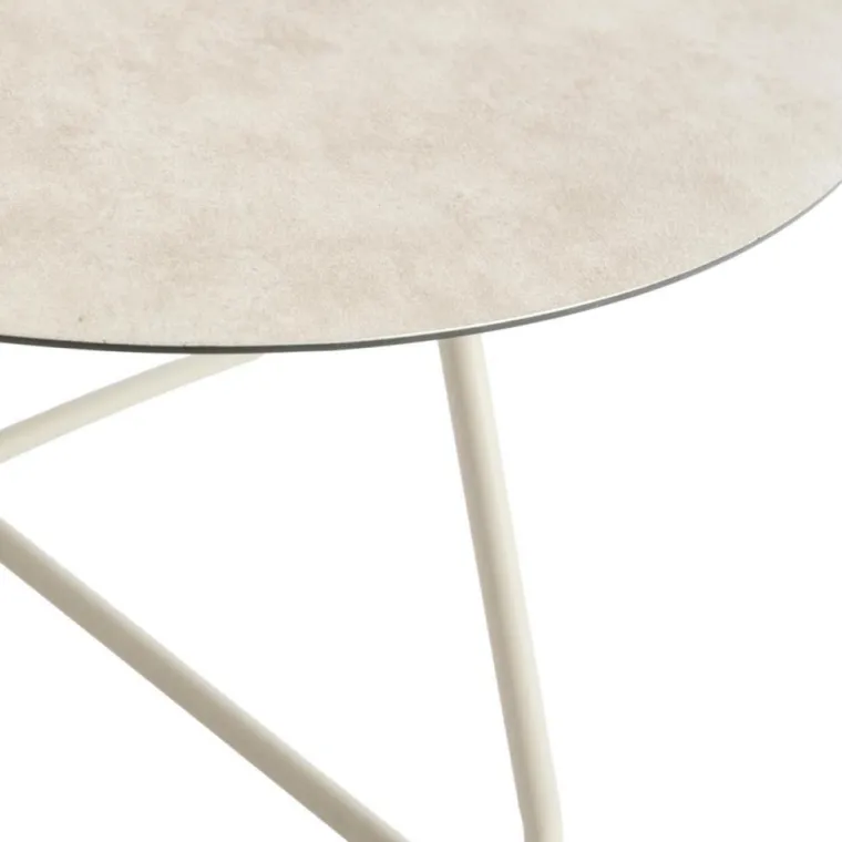 Clearance Salon de jardin en acier coloris beige Iris - 4 éléments (canapé, table basse et deux fauteuils)