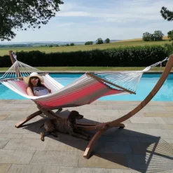 New JOBEK Set support et hamac EsKapade coloris rubis argenté en bois et polypropylène Hamacs - 323 x 125 x 128 cm